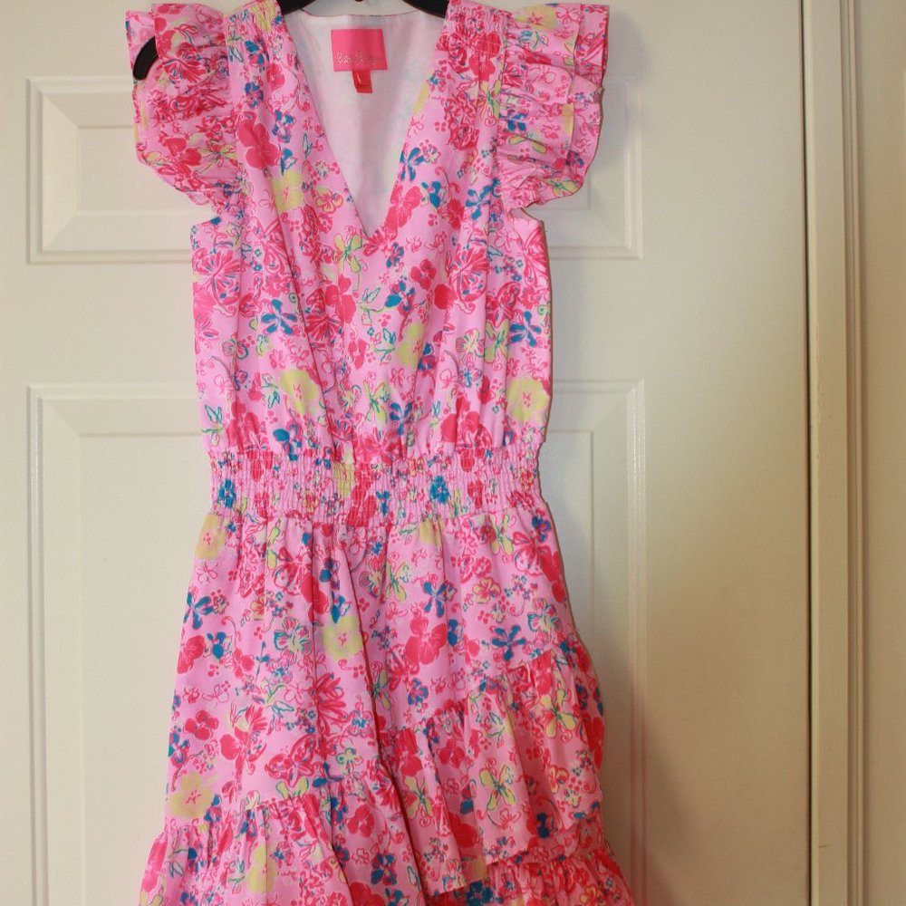 LILLY Pulitzer Pink V Neck Ruffle dress Size 4